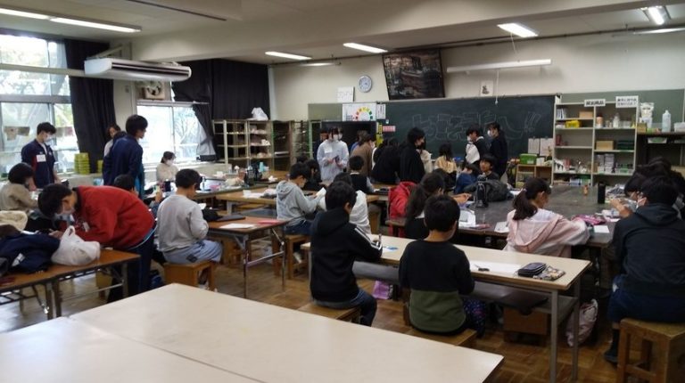 郡家小学校との交流 大阪府立三島高等学校（高槻市）